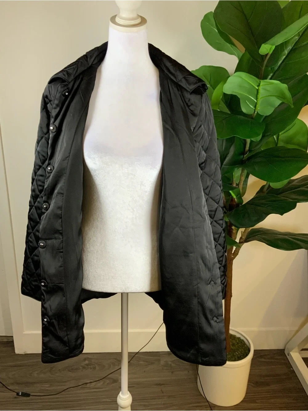 DR2 Black Quilted Pocket Puffer Coat